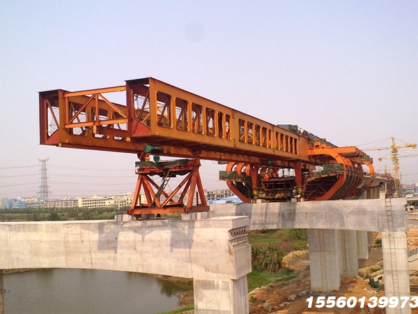 1600T移动模架出租 1600T移动模架出租